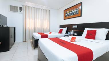 RedDoorz @ Greenview Hotel and Restobar Masbate