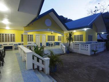 MaryGold Beachfront Inn