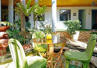 RedDoorz @ Infinite Green Pension Palawan