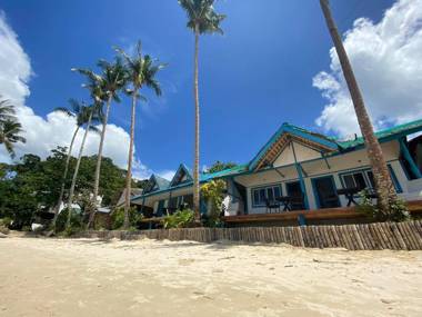 Beach Huts El Nido