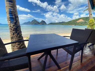 Beach Huts El Nido