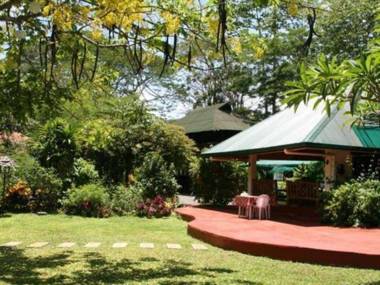 Bamboo Rooms & Cottages by Dang Maria BB