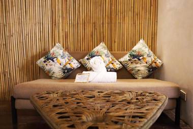 Fisheye The Rooms - Family room