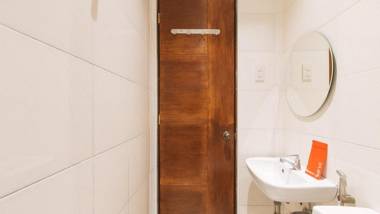 RedDooorz @ Laiya Vivo Hotel Batangas