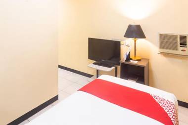 Vaccinated Staff - OYO 187 The Maxwell Hotel