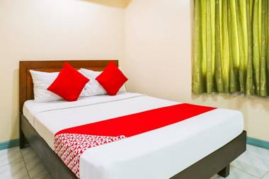 OYO 499 Le Pensione De San Jose