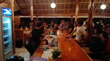 Zenith Inn & Resto Bar