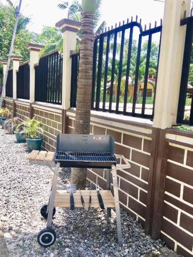 Johann’s Place Panglao