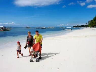 ALONABEACH TOURIST INN