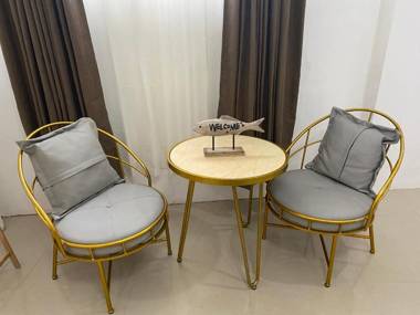 Marina Breeze Resort