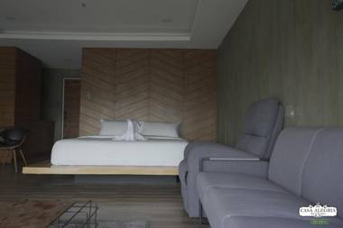 Casa Alegria Antipolo by Cocotel