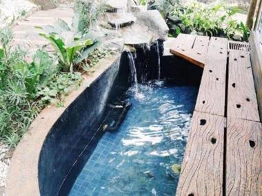 Luljettas Place Garden Suites