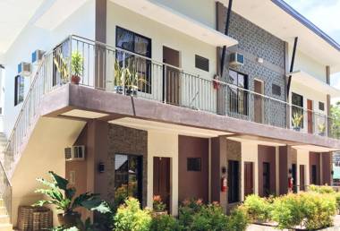 RedDoorz @ AltaVista Beach Resort Samal