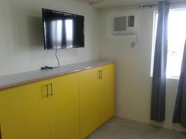 Budget Studio Flat near Airport-Amaia Steps Mandaue Condominium