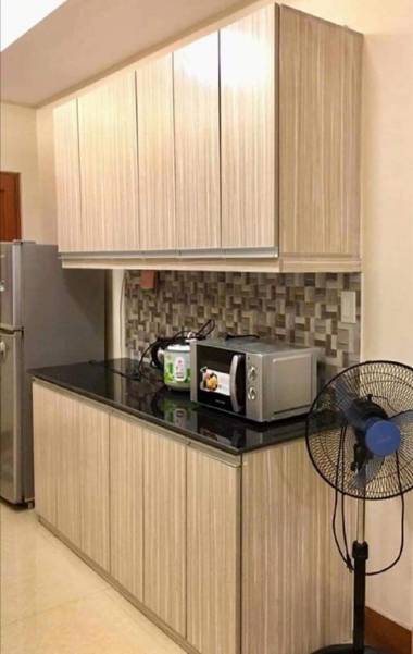 Transient House in Mactan with Van for Rent