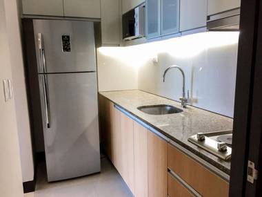 8 Newtown Condotel Mactan