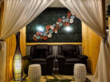 Mactan-Cebu Waiting Lounge - Rest Snack and Spa