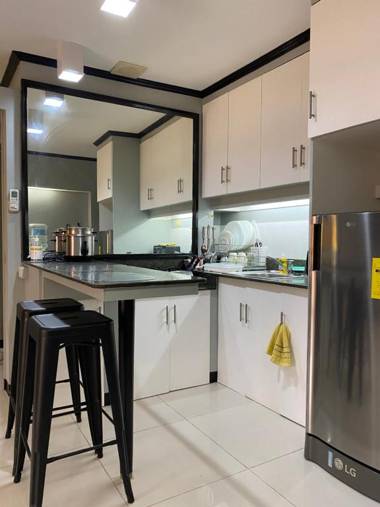 TLT Condotl- NearAirport@Kiener Hills Condominium