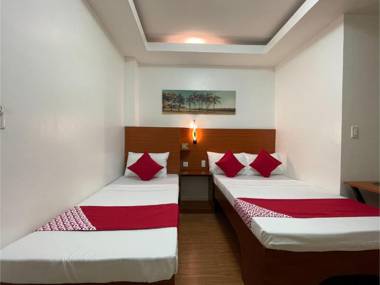 Vaccinated Staff - OYO 685 K Fortune Apartelle