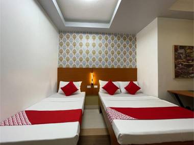 Vaccinated Staff - OYO 685 K Fortune Apartelle