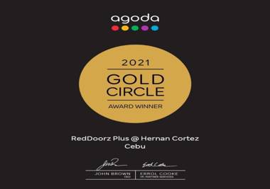 RedDoorz Plus @ Hernan Cortes Cebu