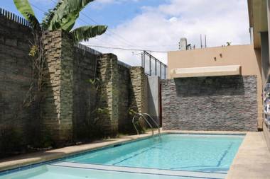 RedDoorz Plus @ Hernan Cortes Cebu