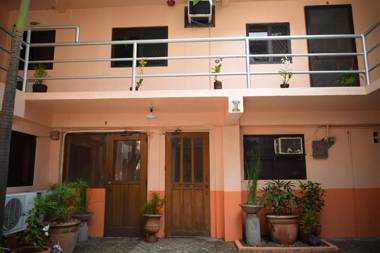 1 St Street Park Apartelles