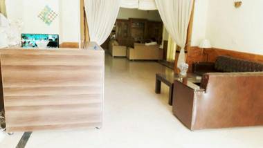 royal cottage guest house