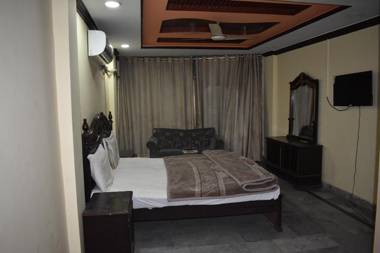 Hotel Khursheed Palace (Faizabad )