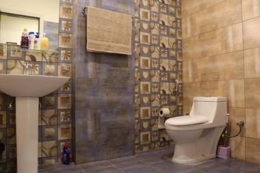 Luxurious Landing Apartments & Suites Bahria Town