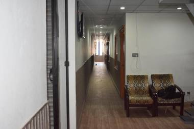 Hotel Kashmir Inn