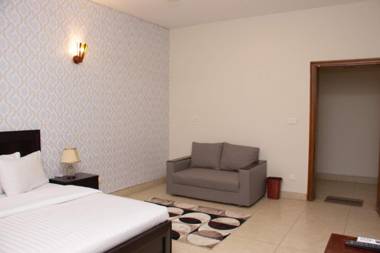 Livin Hub Guest House