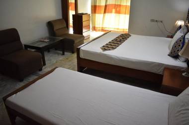 Hotel Pyramid International