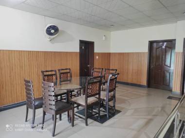 Sunrise Guest House F-6/1