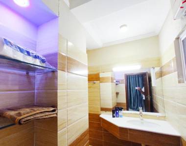 LUXURY EXECUTIVE 2Bedroom Apartment Convenient and NICE LOCATION