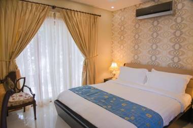 Orchards Cottage Hotel