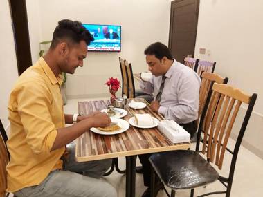 Mairona Hotels Gulberg