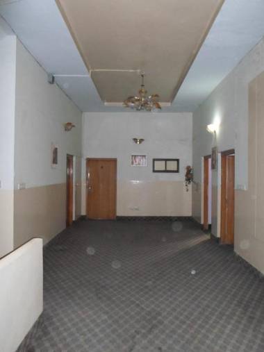 Gulberg View Hotel - Main Market