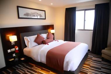 Avari Xpress Gulberg