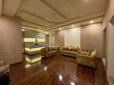 Shelton’s Rezidor Lahore