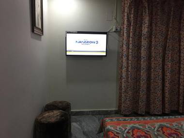 1 Bed Apartment with terrace