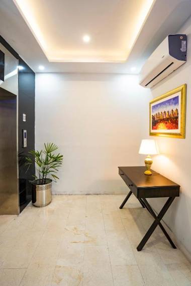 Hotel One MM Alam Road Lahore