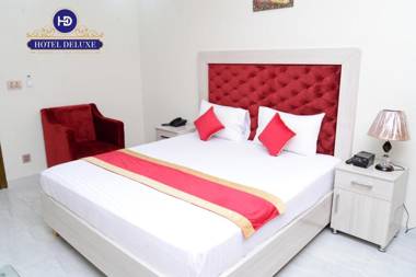 Hotel Deluxe Johar Town Lahore