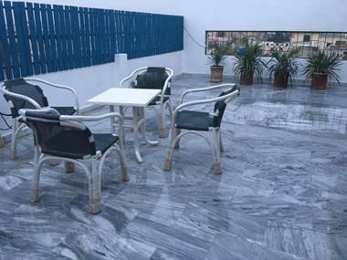 One Bed Apartment near Shaukat Khanum