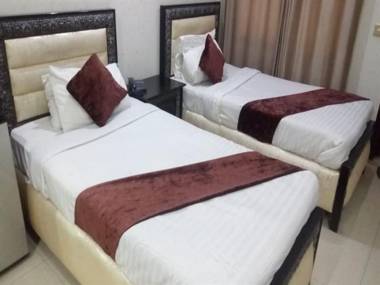 Hotel Tulip Inn Johar Town