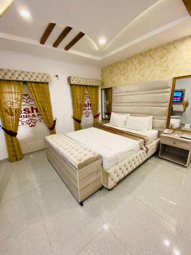 Neshaz Hotel & Suites