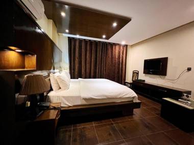 Bling Hotel International