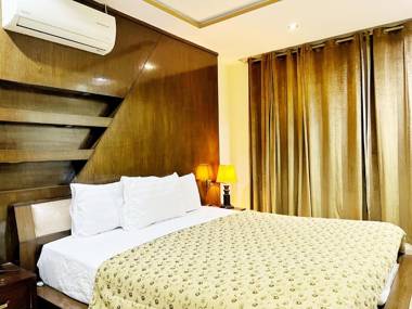 Bling Hotel International