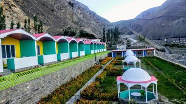 Hotel Mountain Lodge Skardu