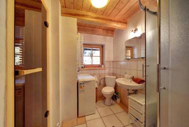 Sun Seasons 24 - Domek Bacówka